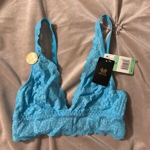 NEW Wacoal Baby Blue Lace Bra (34)